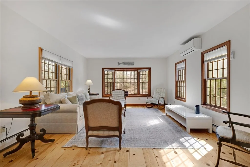 Photo of 12 Highview Circle