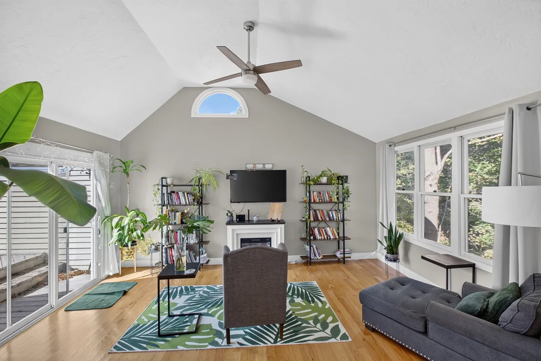 Photo of Unit 4 at 42 Epping Street