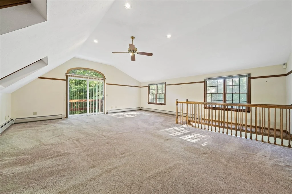 Photo of 20 Biscayne Dr