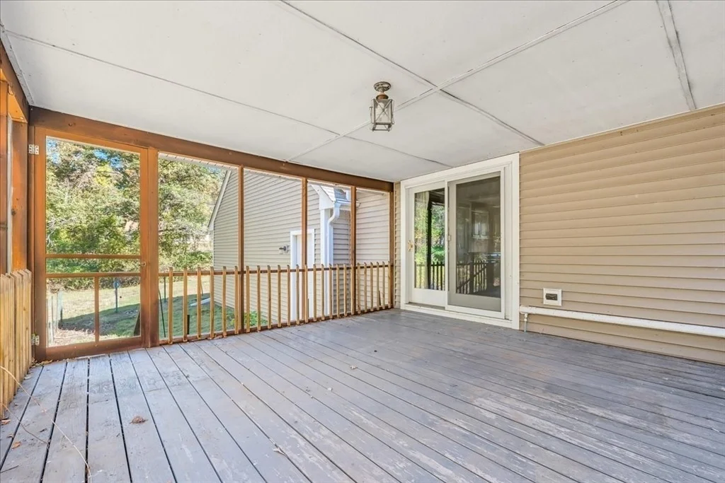 Photo of 210 Causeway Street