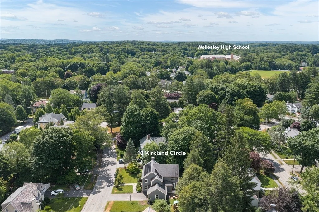 Photo of 10 Kirkland Circle