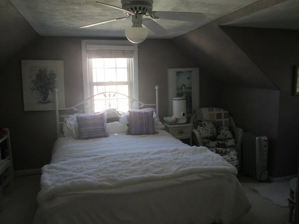 Photo of 28 Clairmont Ave