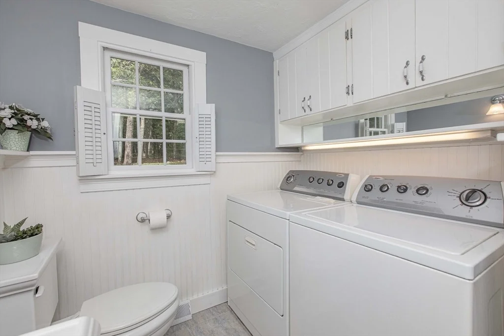 Photo of 1115 Forest St