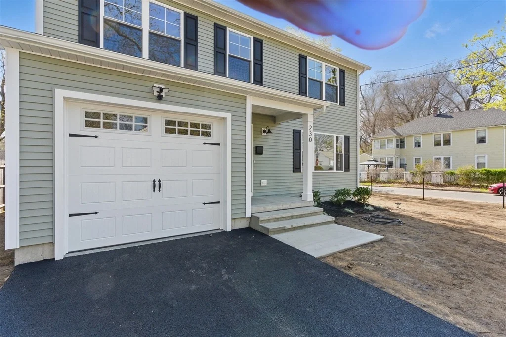 Photo of 230 Connecticut Ave