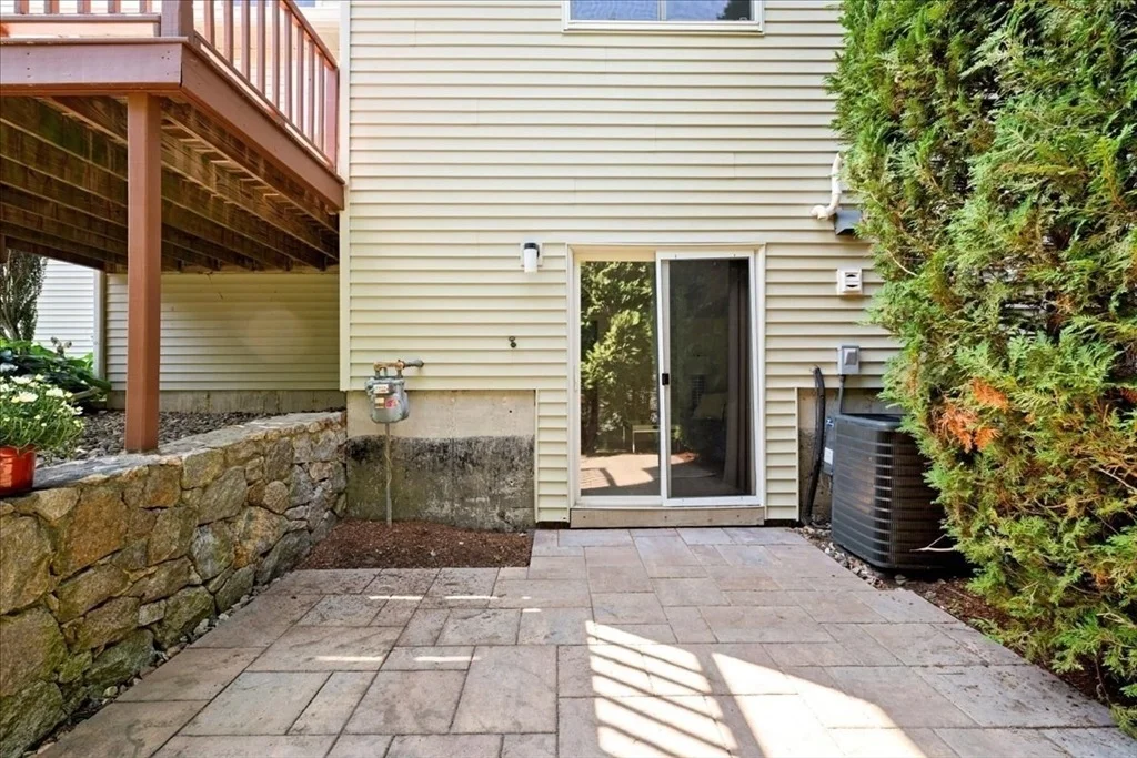 Photo of Unit 38C at 343 Captain Eames Cir