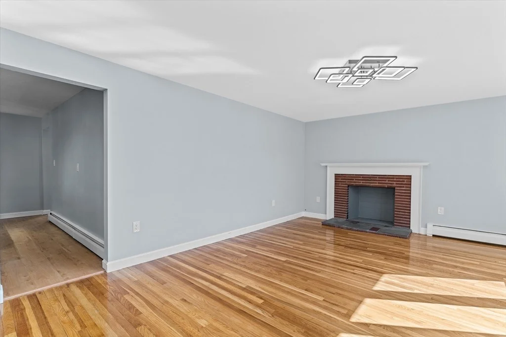 Photo of 13 Bay State Blvd