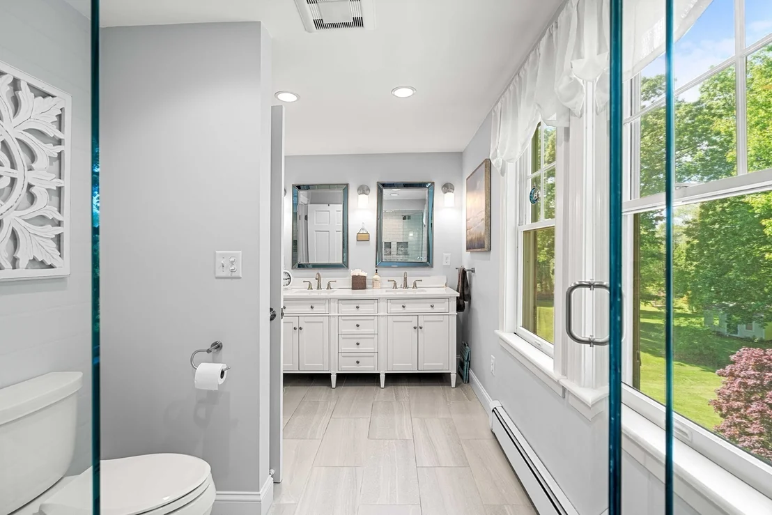 Photo of 102 Elm St
