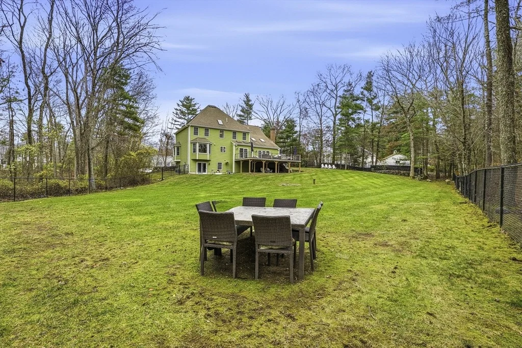 Photo of 20 Thayer Rd
