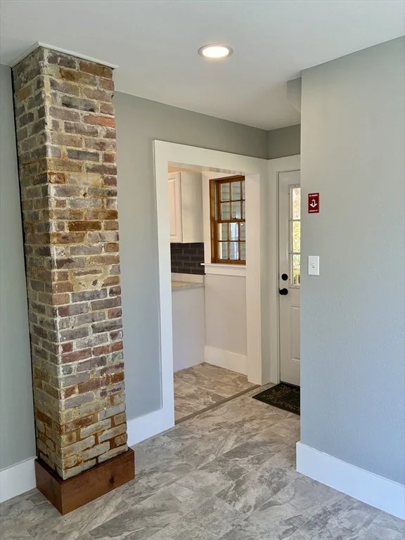 Photo of 140 Mechanic St