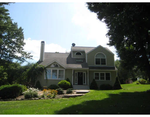 Photo of 33 Long Hill Rd
