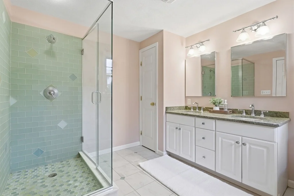 Photo of 44 Raffaele Drive