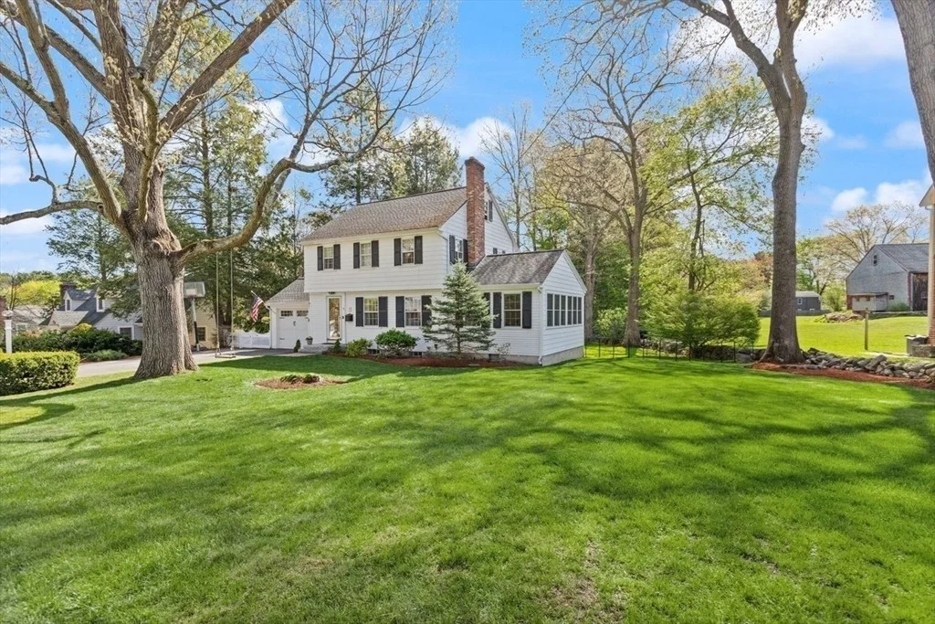 Photo of 18 Oxbow Rd