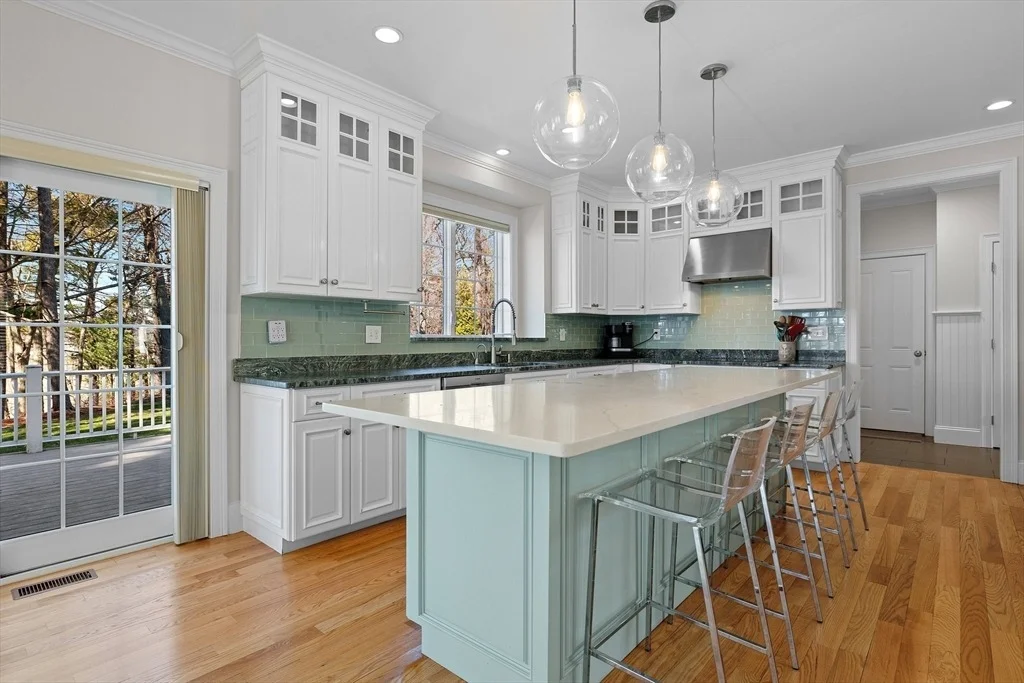 Photo of 95 Gibson Ave