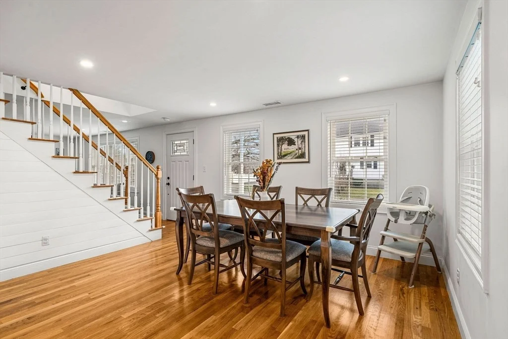 Photo of 49 Grove Cir