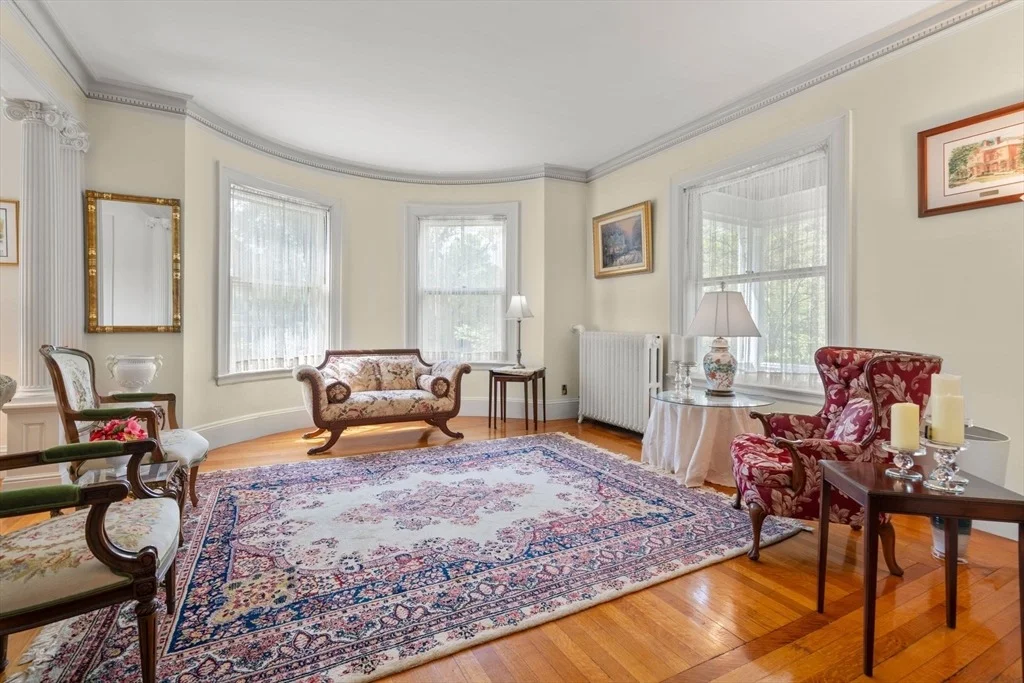 Photo of 43 Bailey Rd