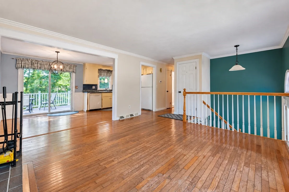Photo of 5 Glenwood Cir