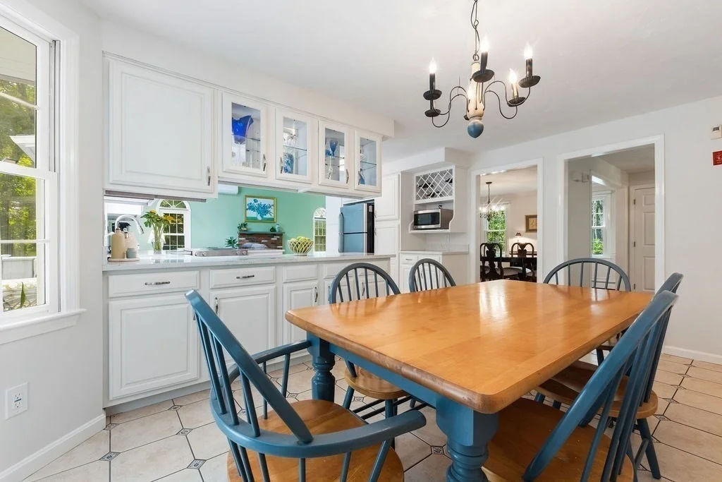 Photo of 18 Fredric Ln