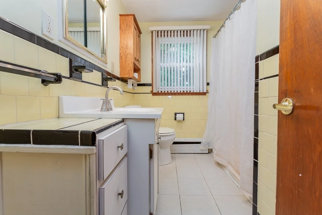 Photo of 7 Fairacres Ave