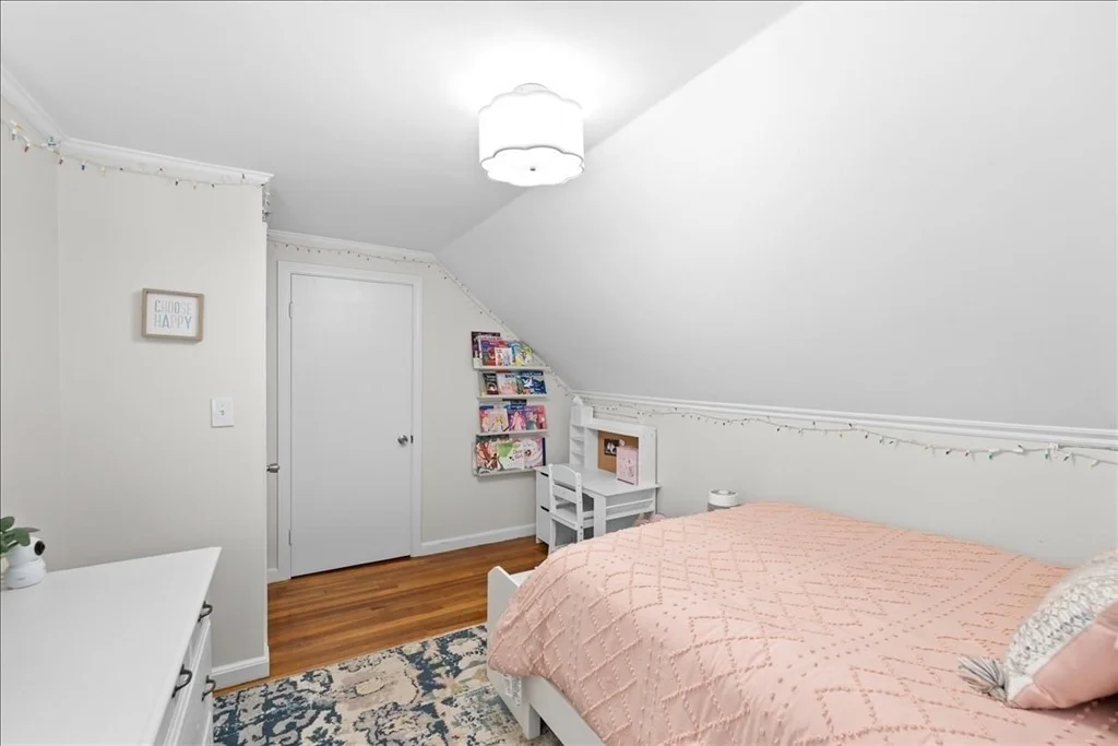 Photo of 30 Chestnut St