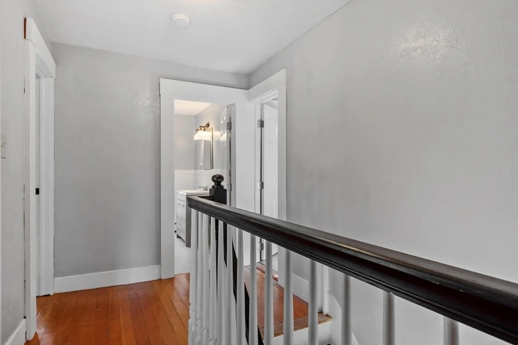 Photo of 48 Central St