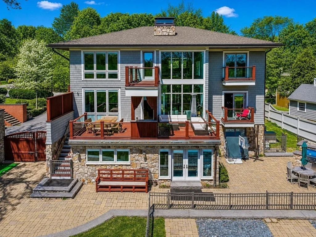 Photo of 2 Blanchard Road