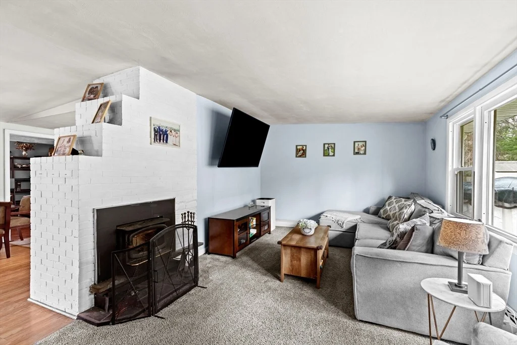 Photo of 17 Ralph Rd.