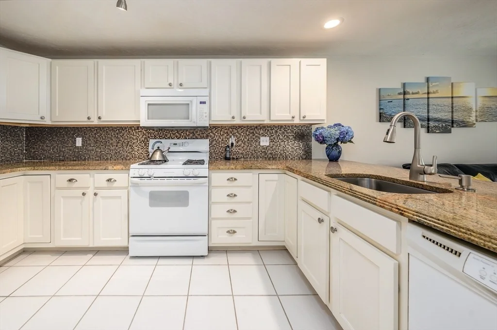 Photo of Unit 70 at 2 Mainsail Cir