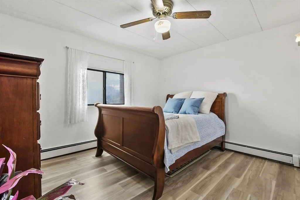 Photo of Unit 38 at 881 Broadway