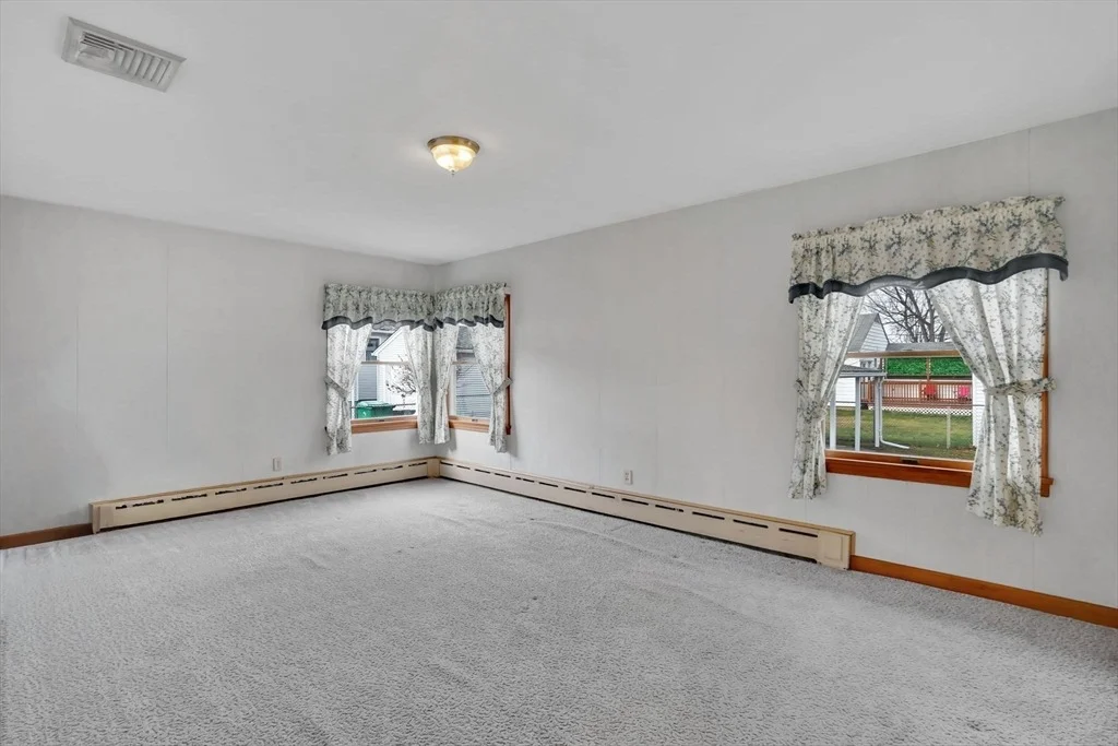 Photo of 76 Roy St