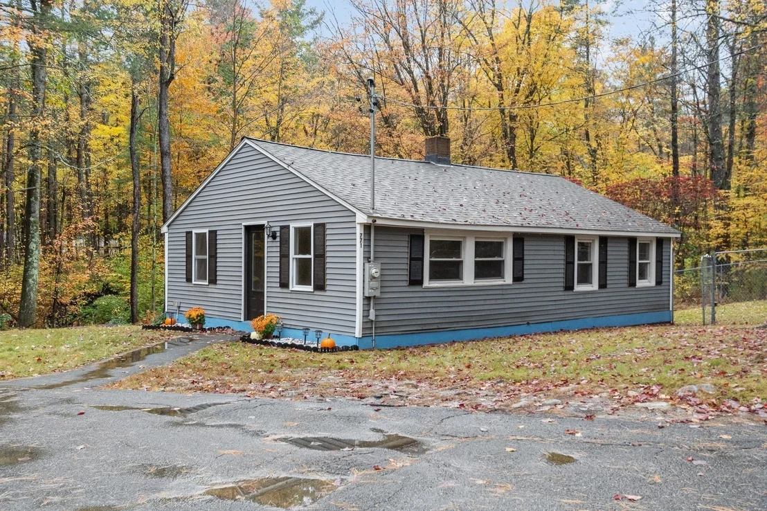 Photo of 771 Conant Rd