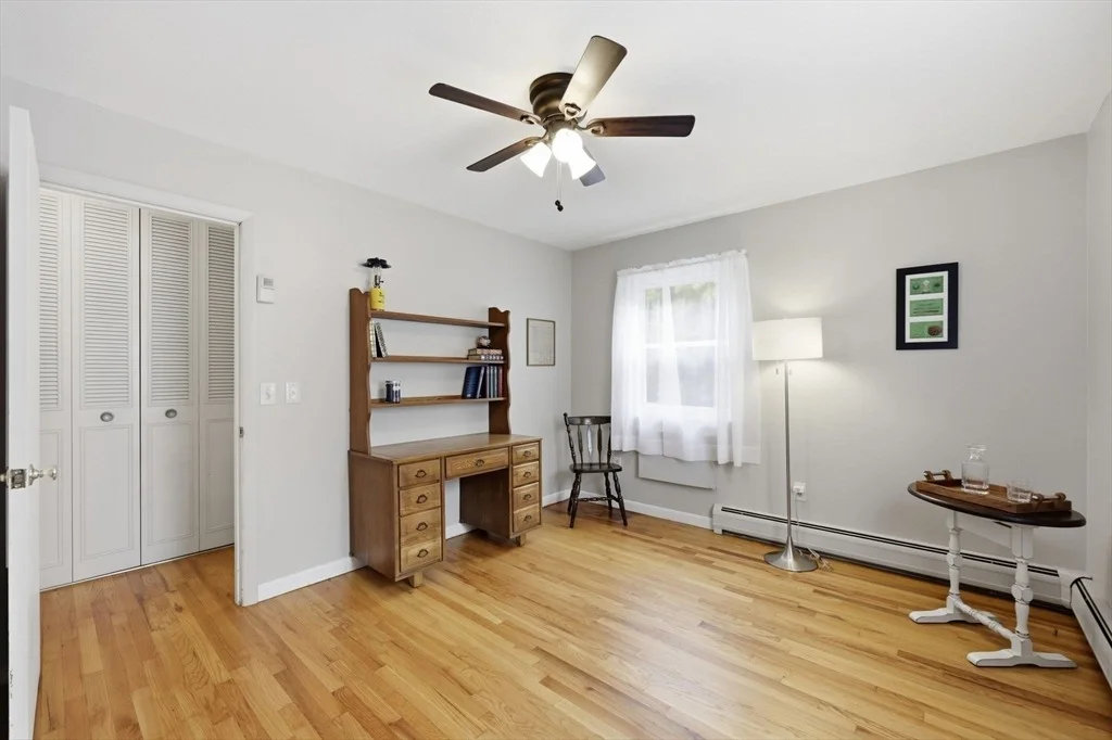 Photo of Unit A at 119 Colonial Cir