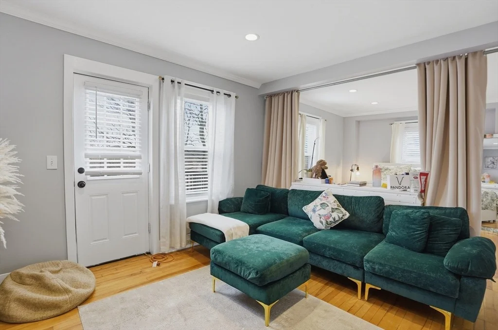 Photo of 23 Dryden Street