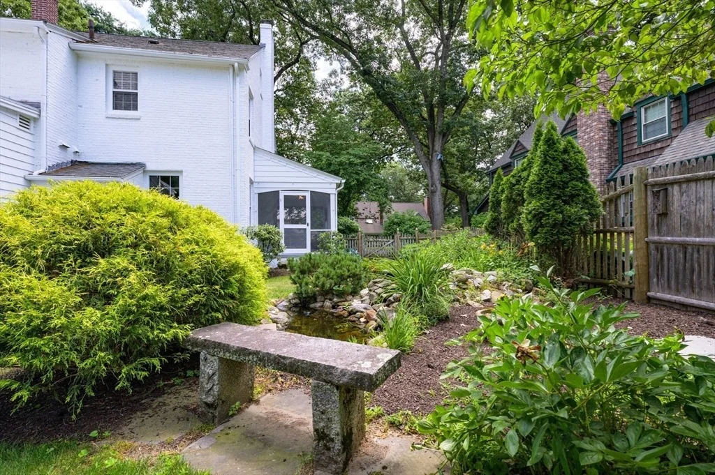 Photo of 28 Brittany Rd
