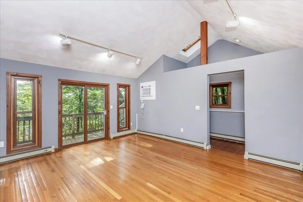 Photo of 17 Boulder Rd.