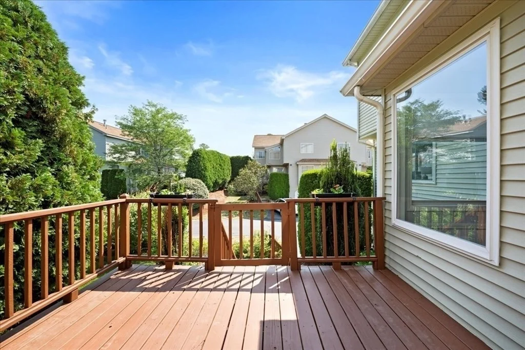Photo of Unit 38C at 343 Captain Eames Cir
