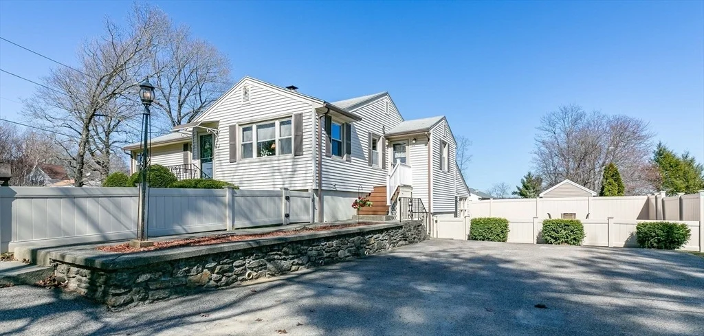 Photo of 199 Sunderland Rd