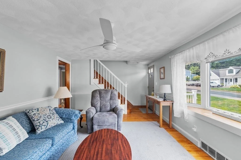 Photo of 10 Mount Pleasant Dr
