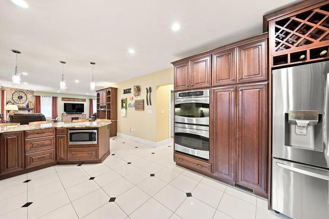 Photo of 5 Dell Ave