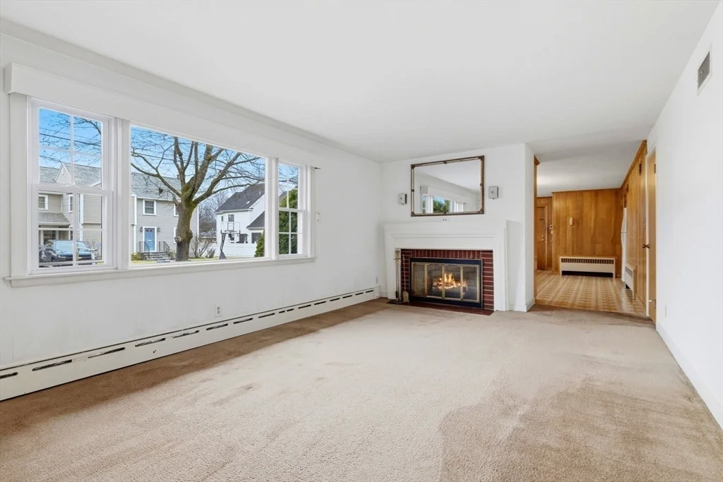 Photo of 14 Schofield Dr