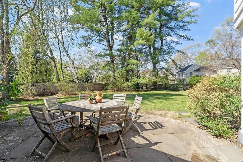 Photo of 51 Chestnut St