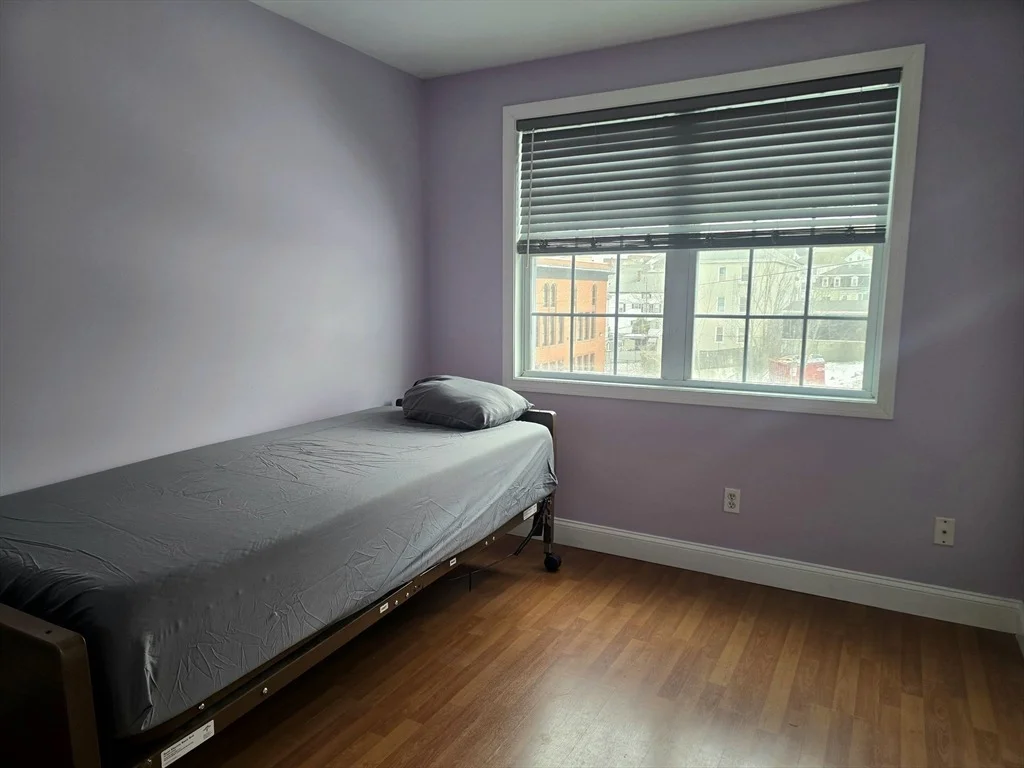 Photo of Unit C at 303 Eagle Street