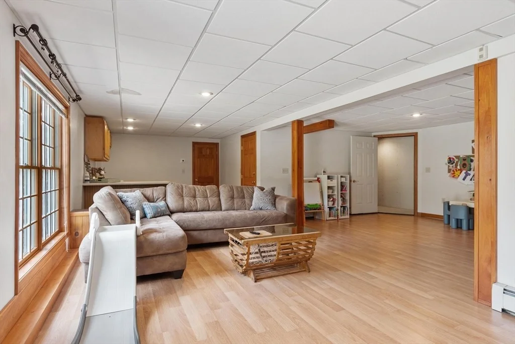 Photo of 61 Newcomb Rd
