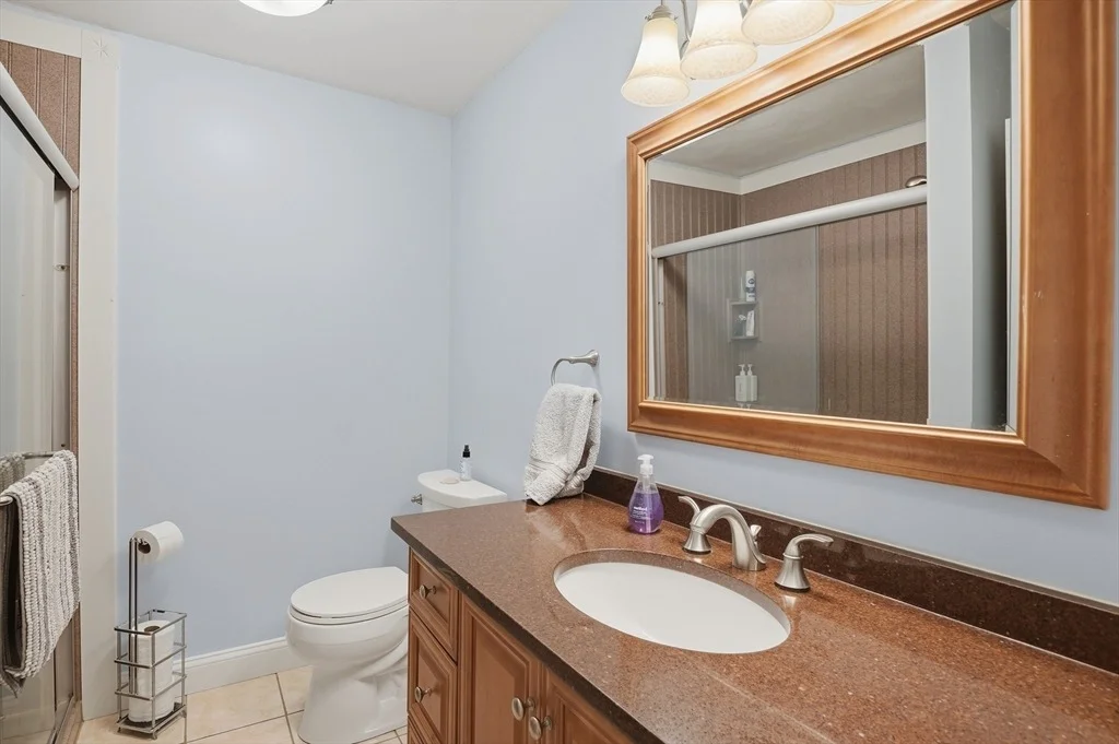 Photo of Unit 701 at 31 Blithewood Avenue