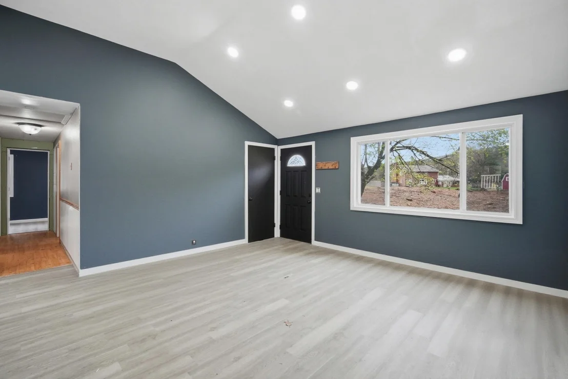 Photo of 71 Sun Valley Rd