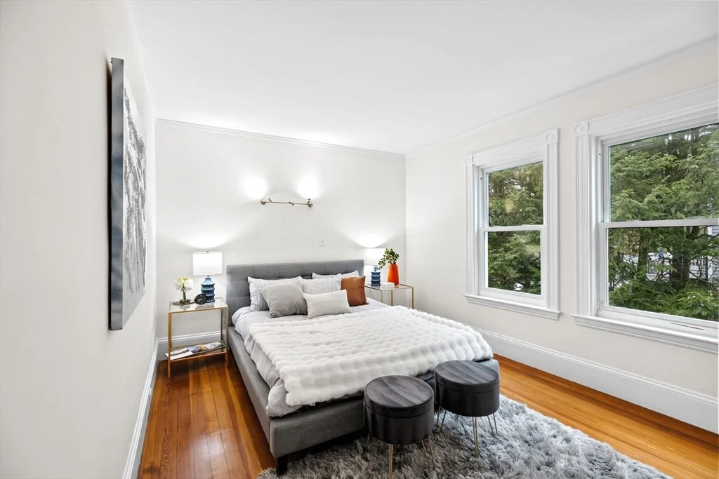 Photo of 90 Brook St