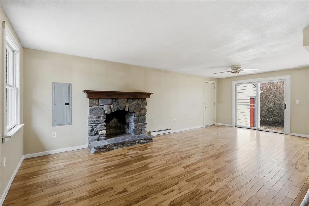 Photo of 14 Hawley Rd