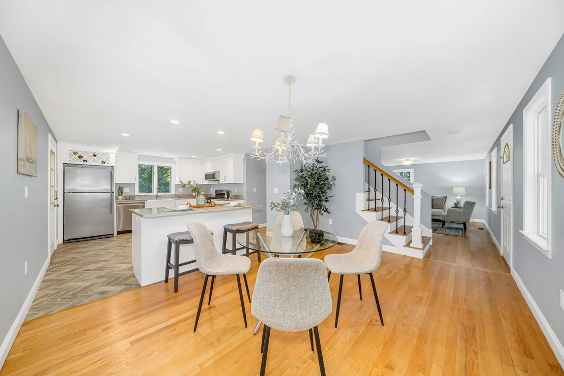 Photo of 2 Hunter Dr