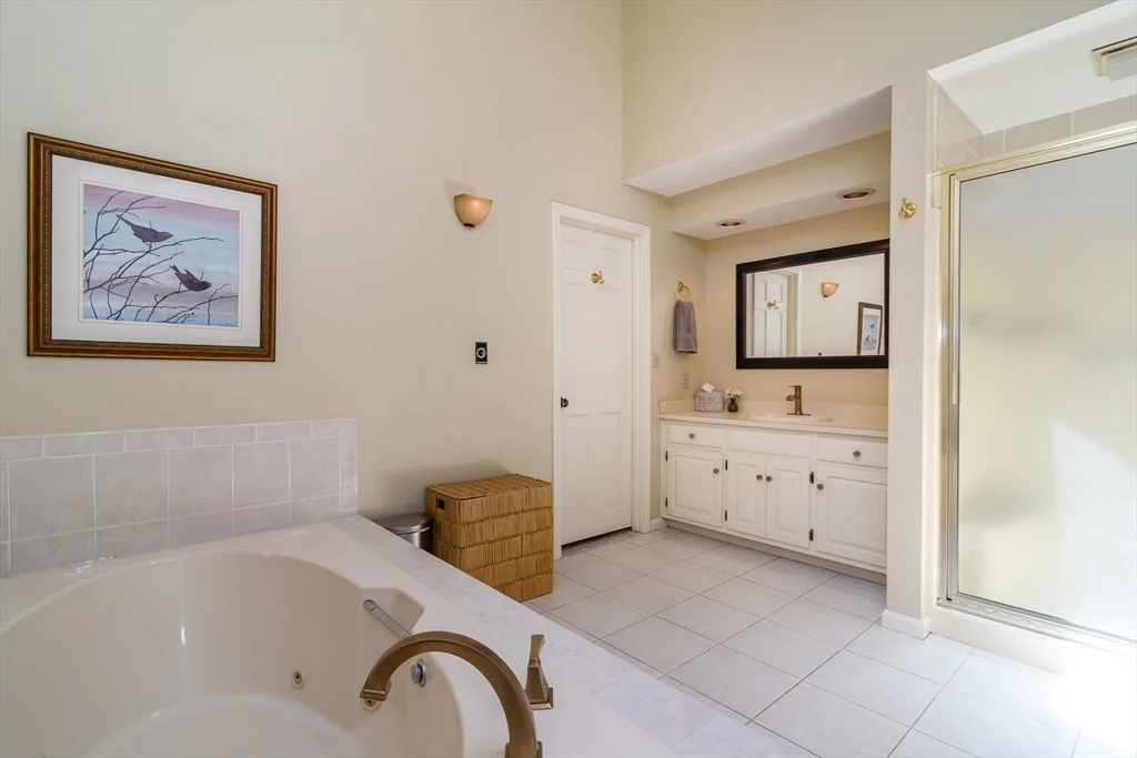 Photo of 36 Bubbling Brook Rd