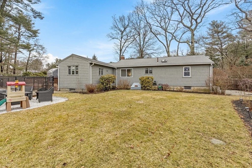 Photo of 75 Pine Haven Circle