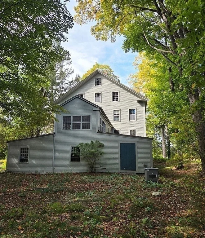 Photo of 78 Shaker Rd
